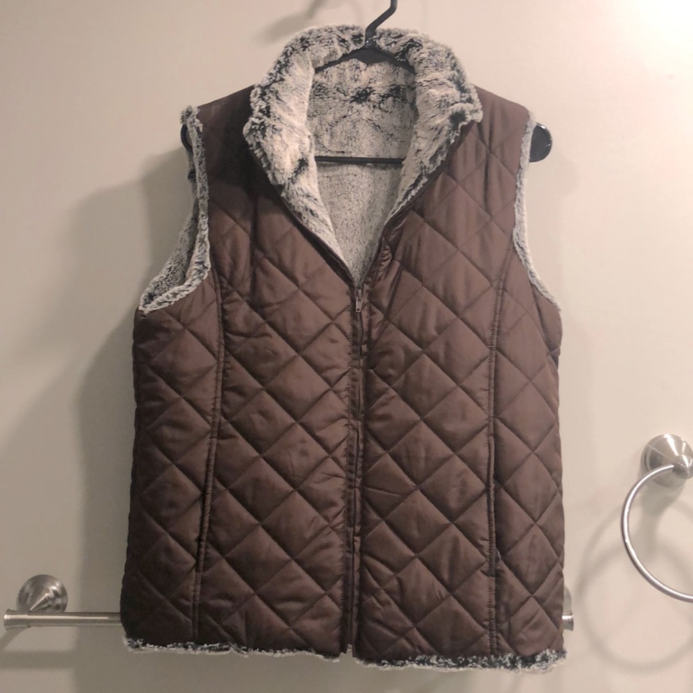 Brown vest with faux fur lining.